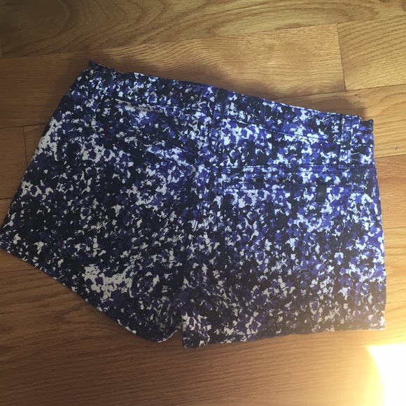 Joe’s Jeans Shorts - Picture 2 of 7